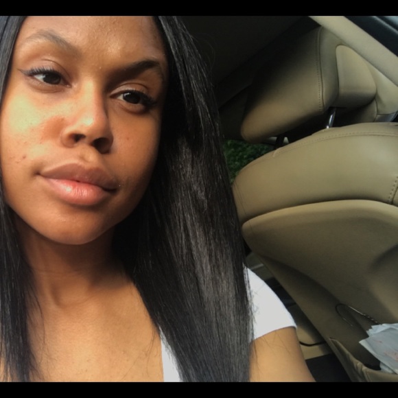 Meet your Posher, Chiara - Picture 1 of 1